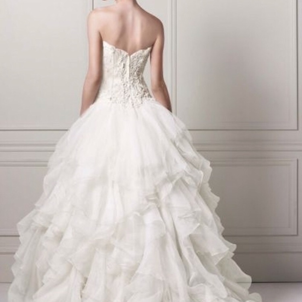 Designer Oleg Cassini wedding gown